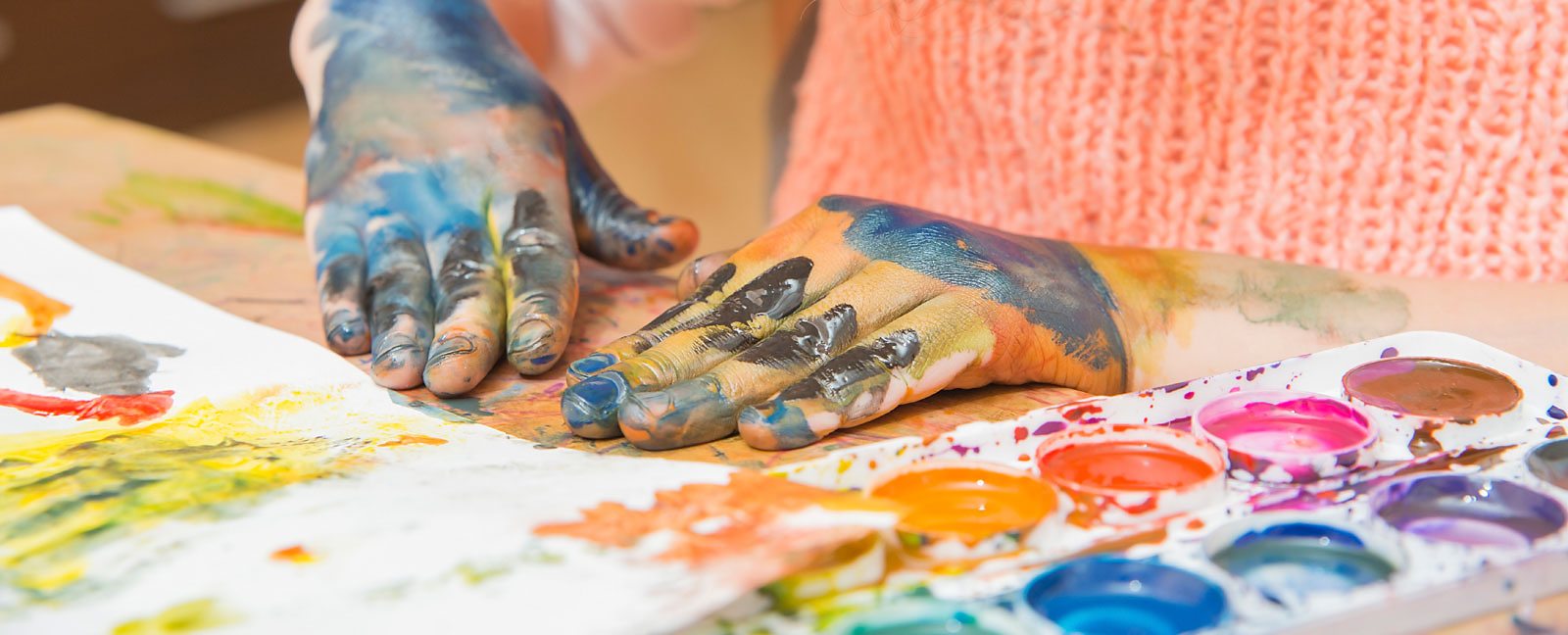 Benefits of Art & Expert Tips to Introduce Art to Young Children